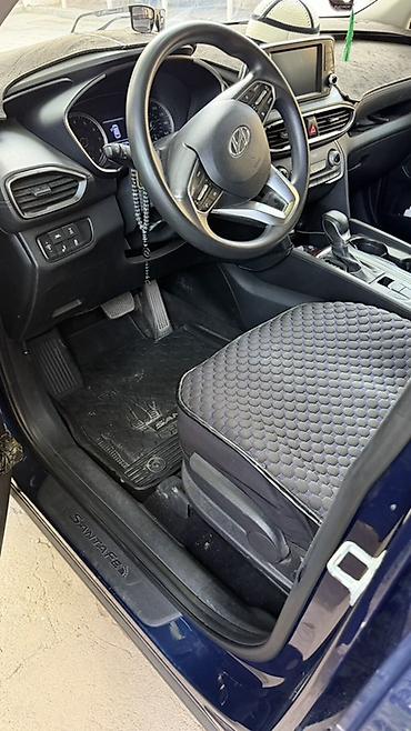 Hyundai Santa Fe: 2019 г., 2.4 л, Автомат, Бензин, Кроссовер — 1