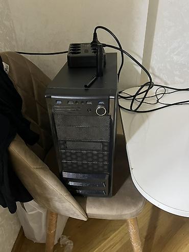 Oyun kompüteri komplekt şəkildə satılır Kompüter oyunlar, iş və