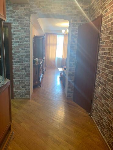 Uzunmüddətli kirayə mənzillər: Yasamal rayonu, 20 yanvar və İnşaatçılar metrosunun yaxınlığında Abbas — 2