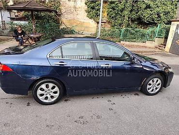 Honda: Auto u dobrom stanju,redovno odrzavanima tragova na limariji od — 12