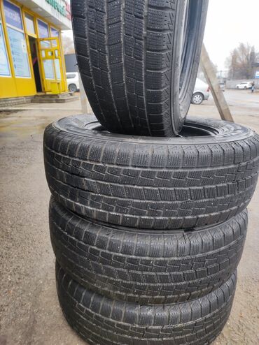 набор рожковых ключей: Дөңгөлөктөр монтажда 205 / 65 / R 15, Кыш, Комплект, Жеңил унаалар, Темир, тешиктери - 5