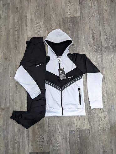 Trenerke: Nove extra trenerke ženske od licre S,M,L,XL,XXL veličine za samo 3800 na lalafo.rs — 13 Trenerke: Nove extra trenerke ženske od licre S,M,L,XL,XXL veličine za samo 3800 — 13