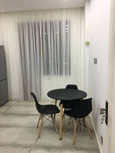 Uzunmüddətli kirayə mənzillər: Nərimanov rayonu, Təbriz küçəsində, The Park Lane restoranının — 9