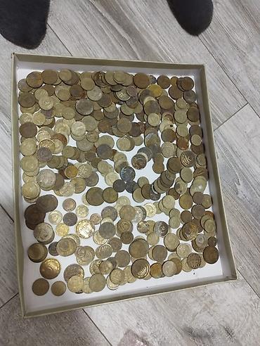 Сборная коллекция монет в коробке - Большая партия разносортных