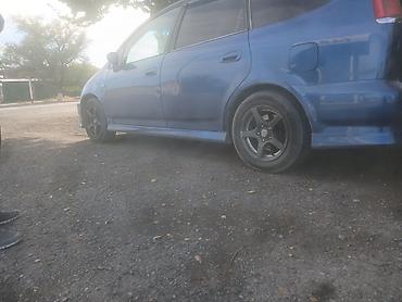 Honda Stream: 2002 г., 2 л, Автомат, Бензин, Вэн/Минивэн lalafo.kg да — 5 Honda Stream: 2002 г., 2 л, Автомат, Бензин, Вэн/Минивэн — 5