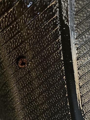 annaite: İşlənmiş Şin Annaite 215 / 50 / R 17 — 3
