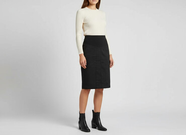 rozkloszowane spódnice z wysokim stanem: Women`s skirt, size S