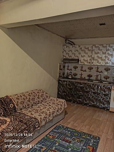 Квартиры: 2 otaqlı mənzil – mətbəx-studiya və yataq otağı ilə Xüsusiyyətlər: - — 1