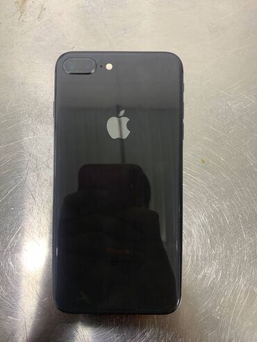 Apple iPhone: IPhone 8 Plus, Б/у, 64 ГБ, Черный, Защитное стекло, Чехол, 100 %