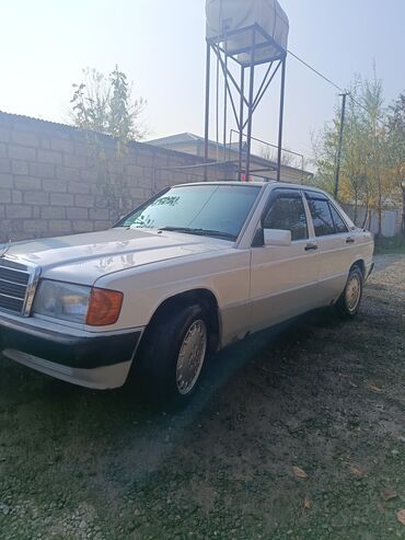 Mercedes-Benz: Mercedes-Benz 190 (W201): 2 l | 1992 il Sedan — 2