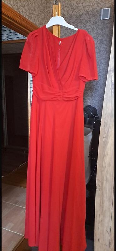 nike corab: Qırmızı uzun geyim - Model: Zərif, axıcı kəsimdə maxi don - Rəng — 1