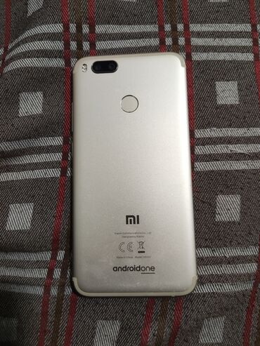 redmi mi a1: Xiaomi Mi A1, 64 GB, rəng - Ağ, 
 Barmaq izi