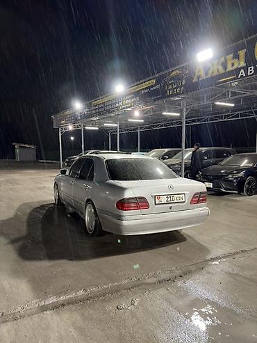 желмайан бензин: Mercedes-Benz E-Class: 2001 г., 3.2 л, Автомат, Бензин, Седан — 4
