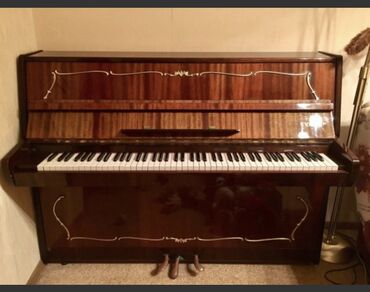 пианино yamaha: Пианино «Аккорд» с функцией КЛАВЕСИН,цвет коричневый,состояние