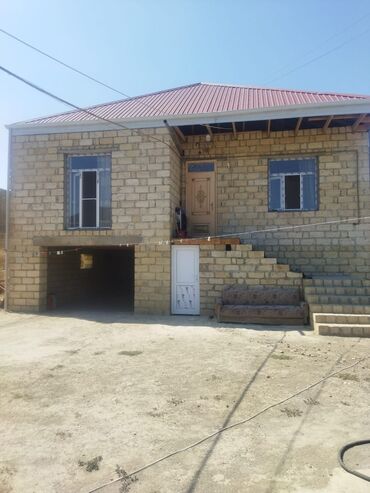 sulutepede heyet evi: 4 otaqlı, 100 kv. m, Kredit yoxdur, Orta təmir