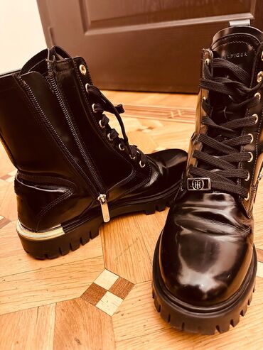 Çəkmələr: Qısaboğaz, Tommy Hilfiger, Ölçü: 36, rəng - Qara, İşlənmiş — 8