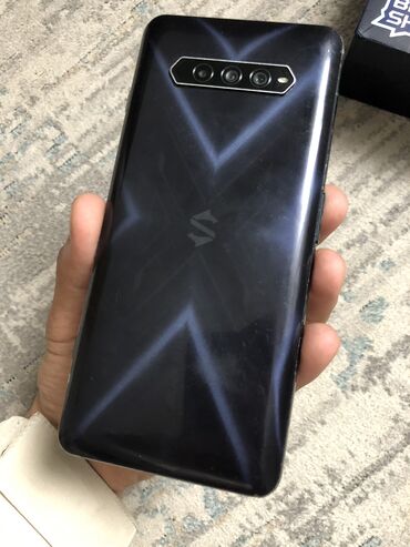 jet black: Xiaomi, Black Shark 4, Б/у, 128 ГБ, цвет - Черный, 2 SIM