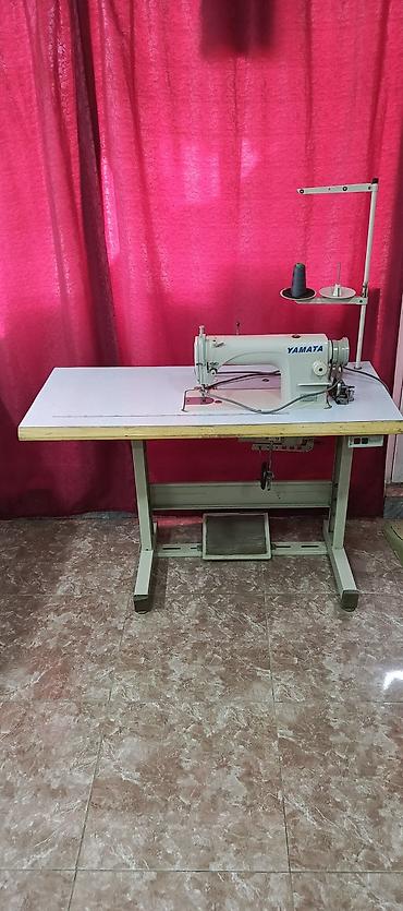 duz tikiş: YAMATA sənaye tikiş maşını – stol və stand ilə komplekt - — 2
