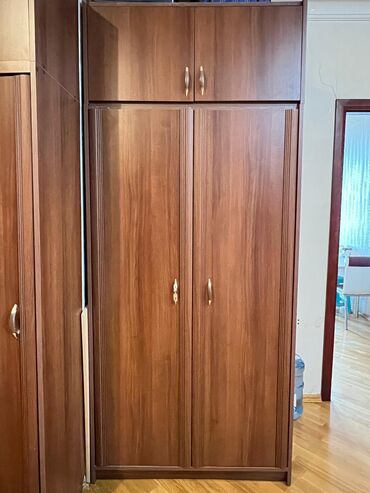 Kabrolar: Açılan, 4 qapılı Düz dolab, Qarderob, paltar dolabı