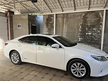 Lexus: Lexus ES: 2015 г., 2.5 л, Вариатор, Гибрид, Седан at lalafo.kg — 4 Lexus: Lexus ES: 2015 г., 2.5 л, Вариатор, Гибрид, Седан — 4