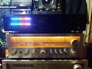 Zvučnici i stereo sistemi: Analajzer. -pravljen. -radi u ritmu muzike. -odlicno izgleda — 3