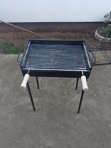 Sve za roštilj: Roštilj na ćumur od čelika sa rešetkom i nogarama - Pravougaoni — 2