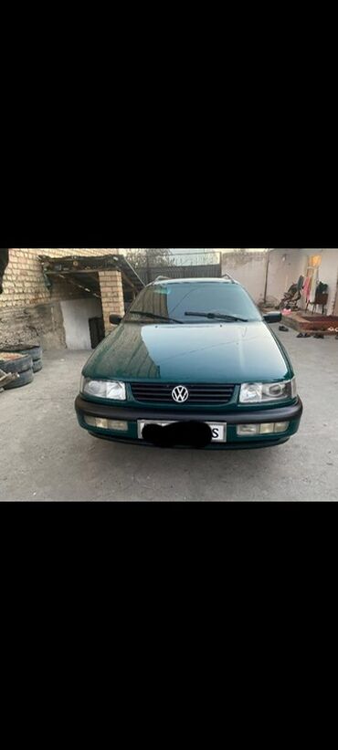 Volkswagen: Volkswagen Passat Variant: 1994 г., Механика, Бензин, Универсал — 3