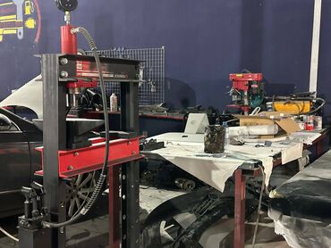 Digər kommersiya daşınmaz əmlakı: Binəqədi rayonu,Biləcəri qəsəbəsi,4 yolda,avtoservisin içində 2 — 4