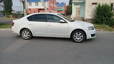 avs model 5: Skoda Octavia: 2016 г., 1.6 л, Автомат, Бензин, Лифтбек — 4
