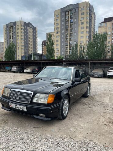 Mercedes-Benz: Mercedes-Benz E-Class: 1993 г., 2.2 л, Механика, Бензин, Седан