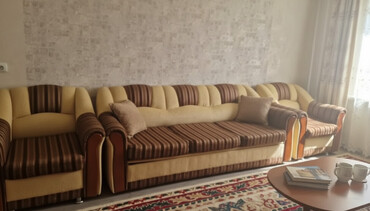 Прямые диваны: Продается мягкая мебель б/у, турецкая, раскладывается. В отличном — 3