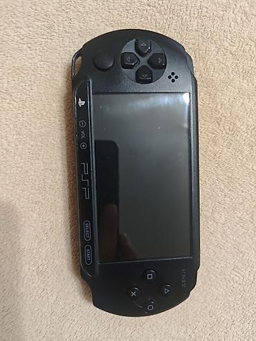 psp konsol: Çox yaxşı vəziyyətdədir.icinde oyunlari var — 1