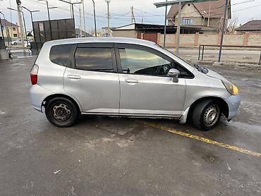 Honda: Honda Fit: 2006 г., 1.3 л, Вариатор, Бензин, Хэтчбэк — 10