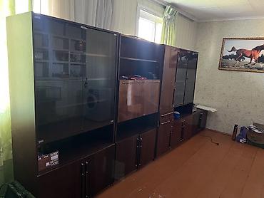 закройный стол в аренду: Украинсая гарнитура в хорошем состоянии — 1