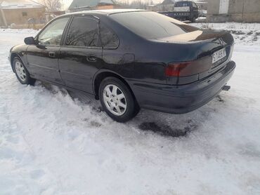 Honda: Honda Accord: 1993 г., 2 л, Механика, Бензин, Седан