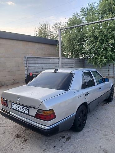 mercedes e class w124: Mercedes-Benz W124: 2.3 l | 1992 il Sedan — 4