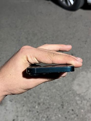 iphine: IPhone 14, Göy, Face ID — 3