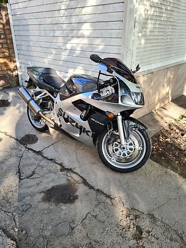 Suzuki: Suzuki GSX-R 750 — спортивный мотоцикл в классическом — 1