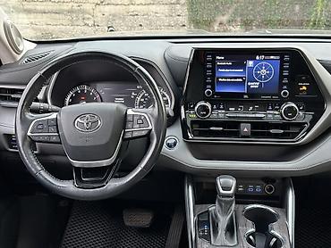 Toyota: Toyota Highlander: 2022 г., 3.5 л, Автомат, Бензин, Кроссовер — 10