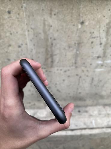 Apple iPhone: IPhone 11, 64 GB, Qara, Zəmanət, Simsiz şarj, Face ID — 4