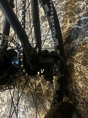 velosiped enduro: Şəhər və enduro üçün uyğun dağ velosipedi - Rəng: mat qara, bənövşəyi — 7