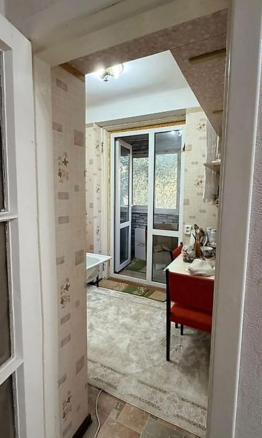 хрущевка квартира: 1 комната, 30 м², Хрущевка, 3 этаж — 3