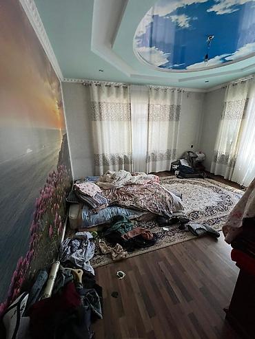 Продажа коттеджей и домов: 🏡 Продаётся: 2-этажный особняк с подвалом — 400 м² 📍 Локация: Бишкек — 27