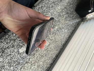 акб на айфон: IPhone 15, Б/у, 128 ГБ, Черный, Защитное стекло, Чехол, 78 % — 4