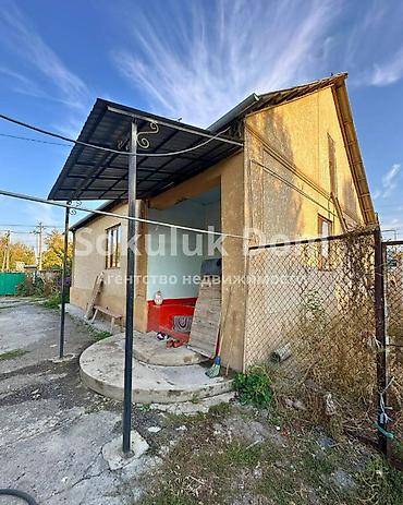 the level: 🏠Продается дом в с. Сокулук, верхняя зона, от трассы 2 км. 🟡 Комнаты — 2