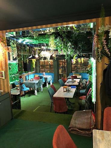Restoran ucun masa ve stullar satilir masa 55 azn stul bir ededi 35