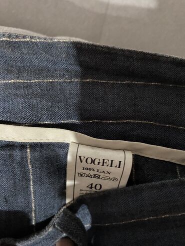 Haljine: Elegantna crno-zlatna haljina na pruge - Model: koktel/večernja — 29