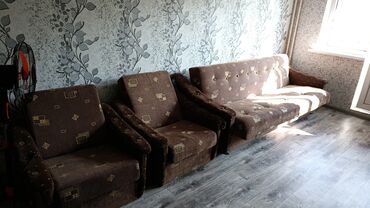 классическая мебель на заказ: Комплект мягкой мебели: диван + два кресла. Перетянут. В очень