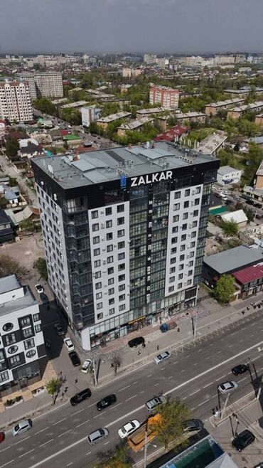 сдаю квартиру район политех: 3 комнаты, 143 м², Элитка, 12 этаж, ПСО (под самоотделку)