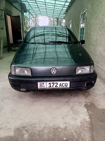 мото каракол: Volkswagen Passat Variant: 1990 г., 1.8 л, Кол менен иштөөчү, Бензин, Универсал — 2